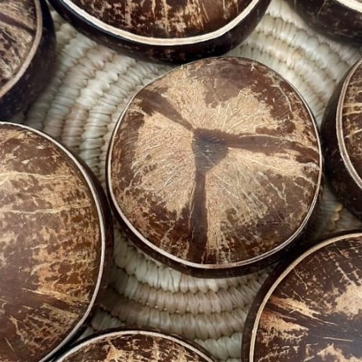 Close-up of the natural grain and texture of a BOKOO coconut-shell bowl
